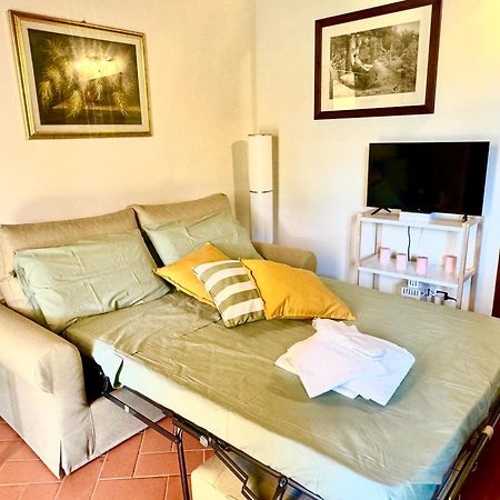 Casa vacanza Villaggio Poggio Rosso Arezzo Esterno foto