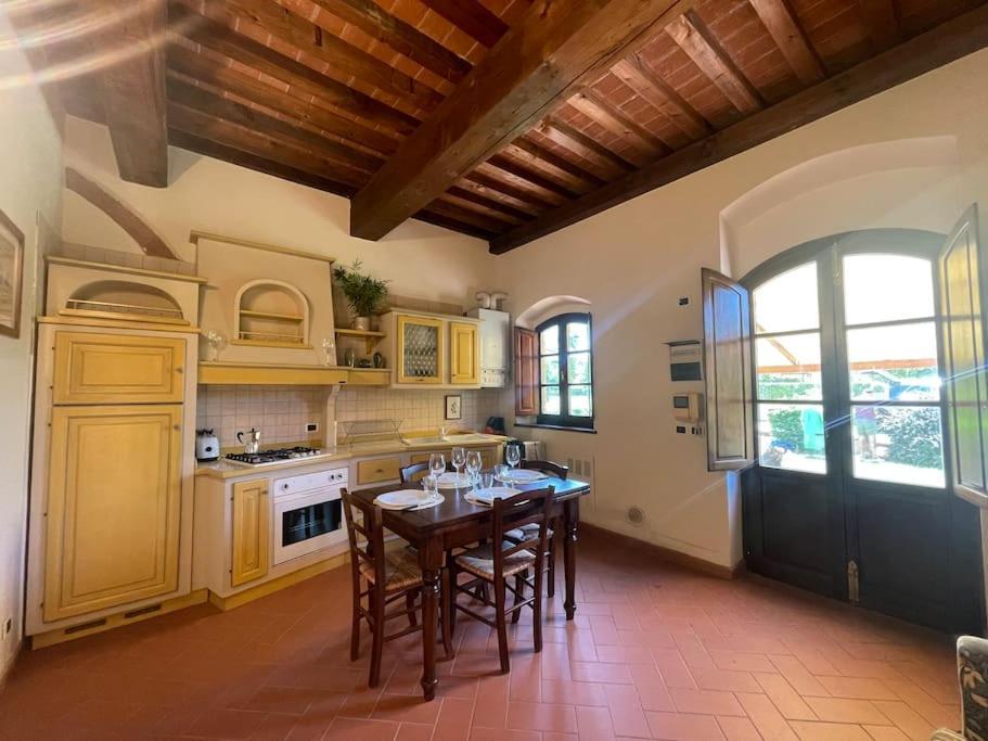 Casa vacanza Villaggio Poggio Rosso Arezzo Esterno foto