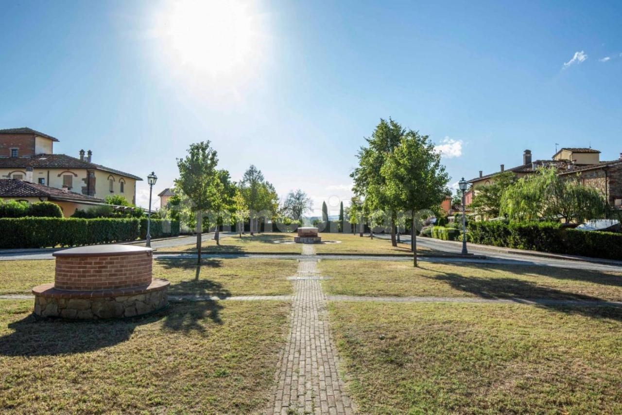 Casa vacanza Villaggio Poggio Rosso Arezzo Esterno foto