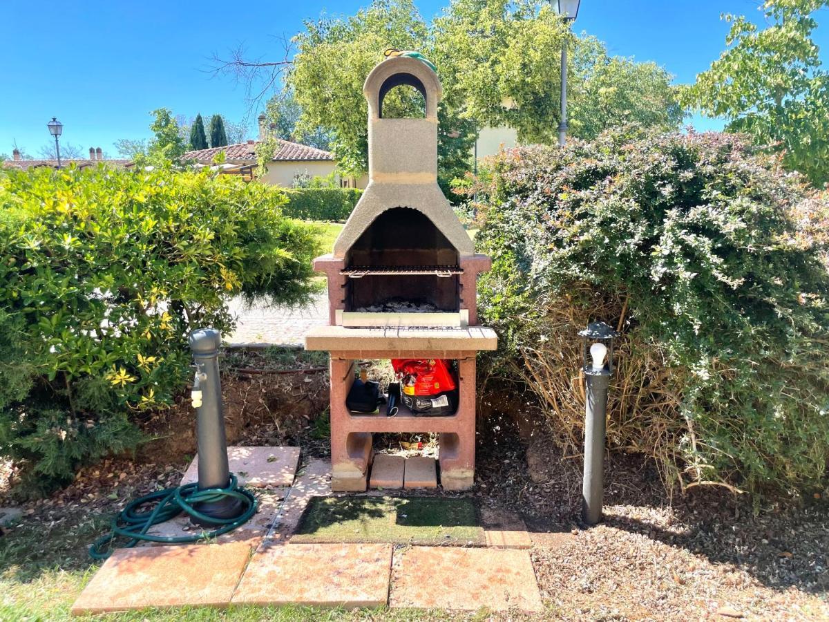 Casa vacanza Villaggio Poggio Rosso Arezzo Esterno foto